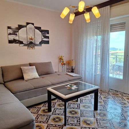 Apartment Parenzana Bibali 65 A 52460-Buje Εξωτερικό φωτογραφία