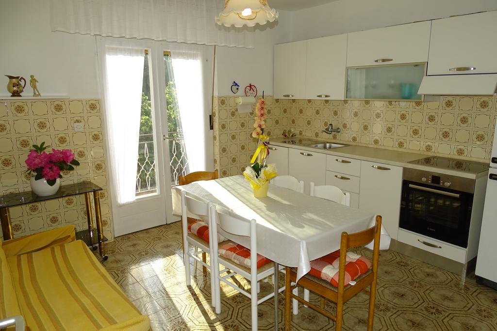 Apartment Parenzana Bibali 65 A 52460-Buje Εξωτερικό φωτογραφία