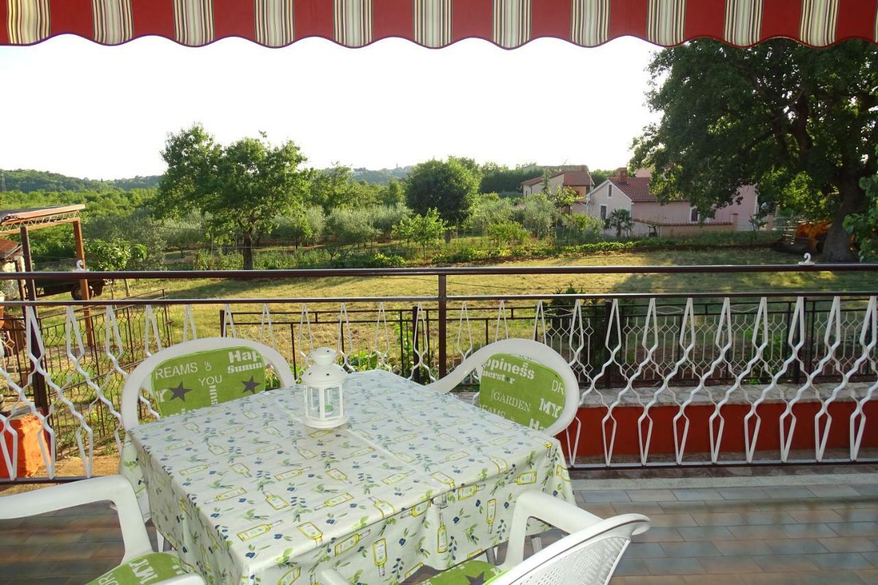 Apartment Parenzana Bibali 65 A 52460-Buje Εξωτερικό φωτογραφία