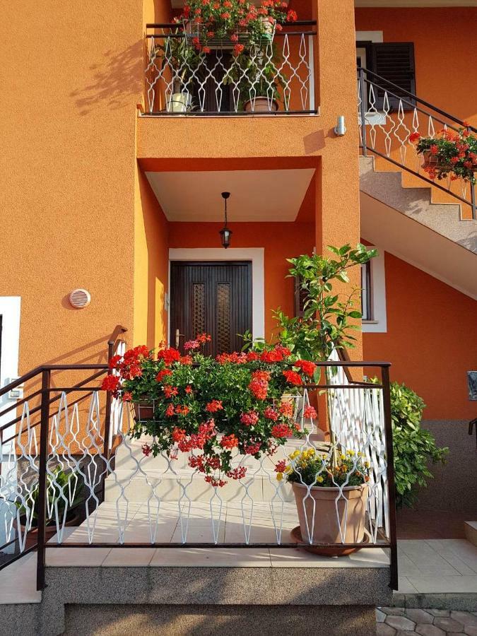 Apartment Parenzana Bibali 65 A 52460-Buje Εξωτερικό φωτογραφία